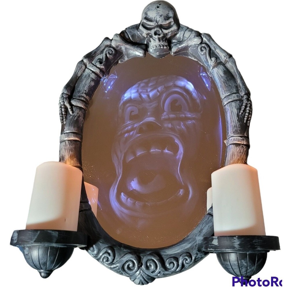 Gemmy Animated Haunted House Illusion Black Mirror Talking Wall Mount